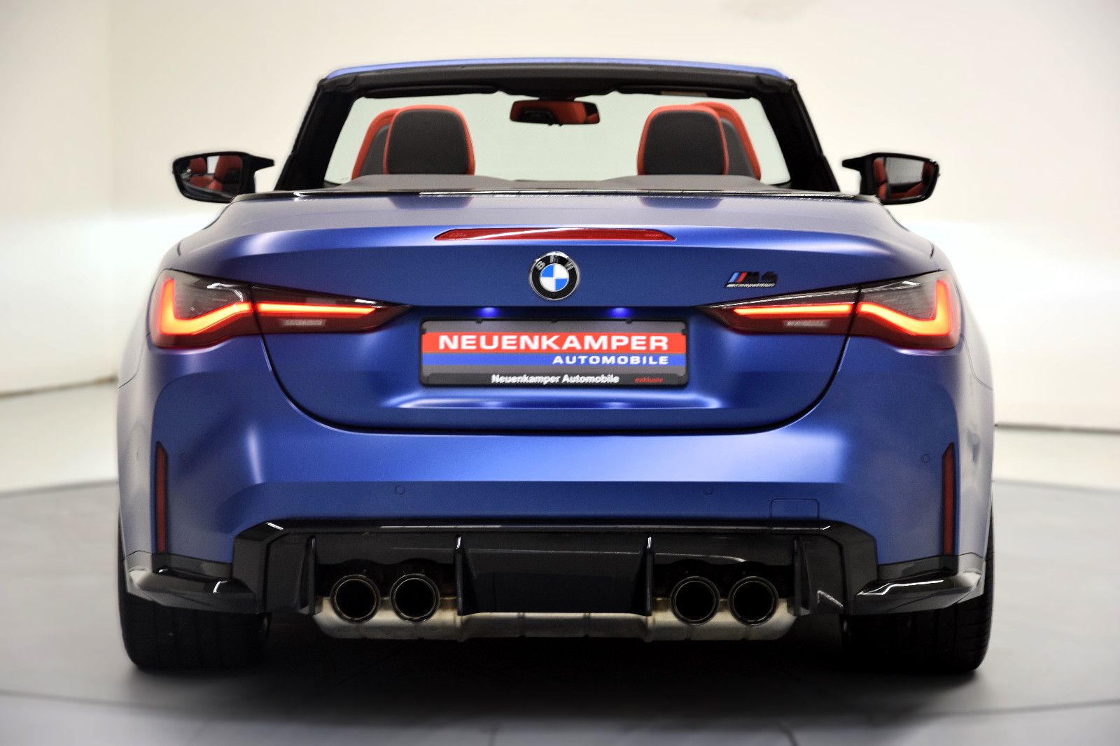 Fahrzeugabbildung BMW M4 Cabrio xDrive Competition M Drivers Package