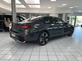 BMW 740 d xDrive M-Sport PANO-SKY*THEATRE*B&W*STHZG* - BMW 740 Gebrauchtwagen