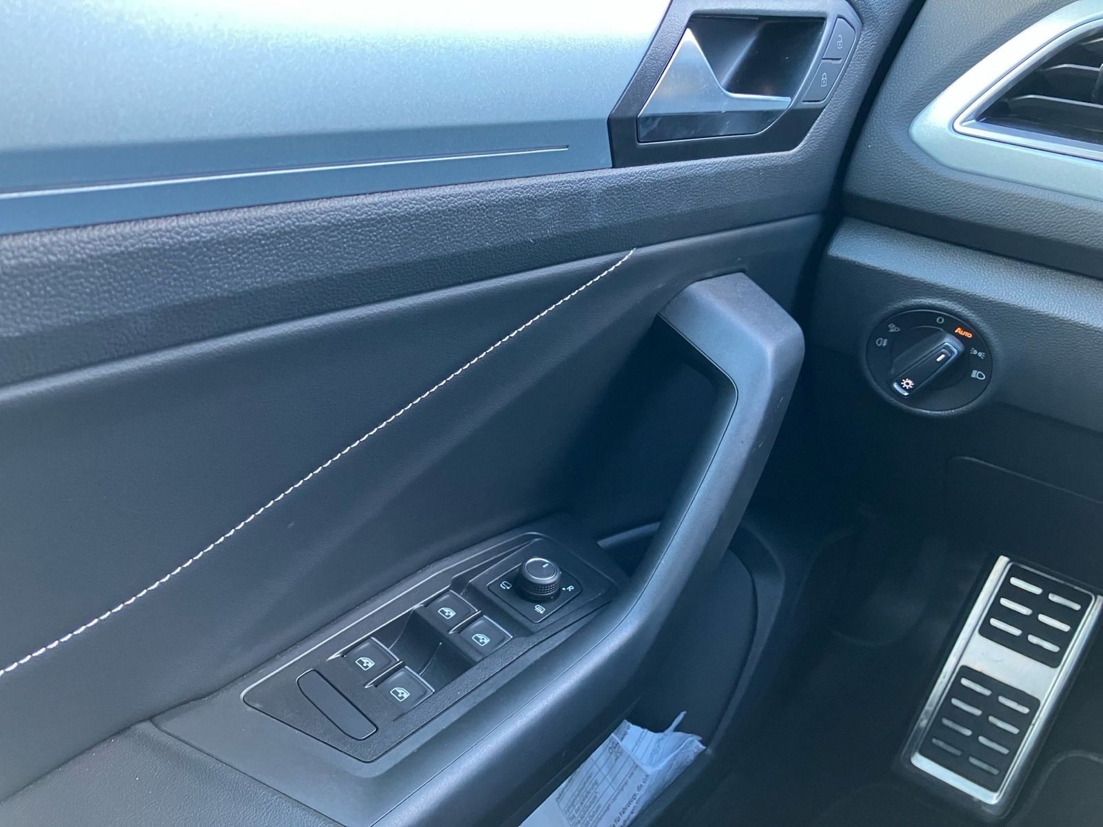 Volkswagen T-Roc - Bild 15