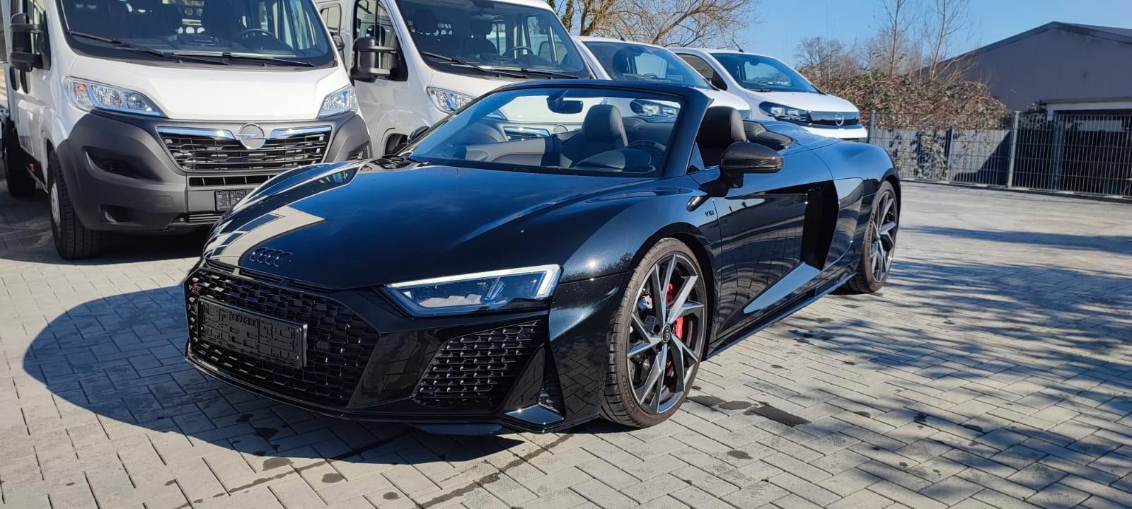 Audi R8 Spyder 5.2 FSI RWD performance