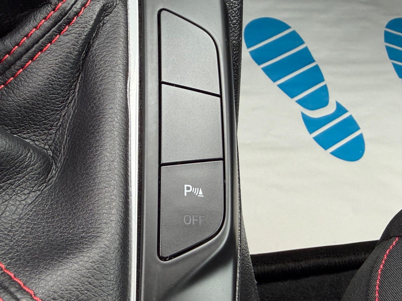 Ford Focus Turnier ST-Line/Navi/Keyless/Tempomat/LED