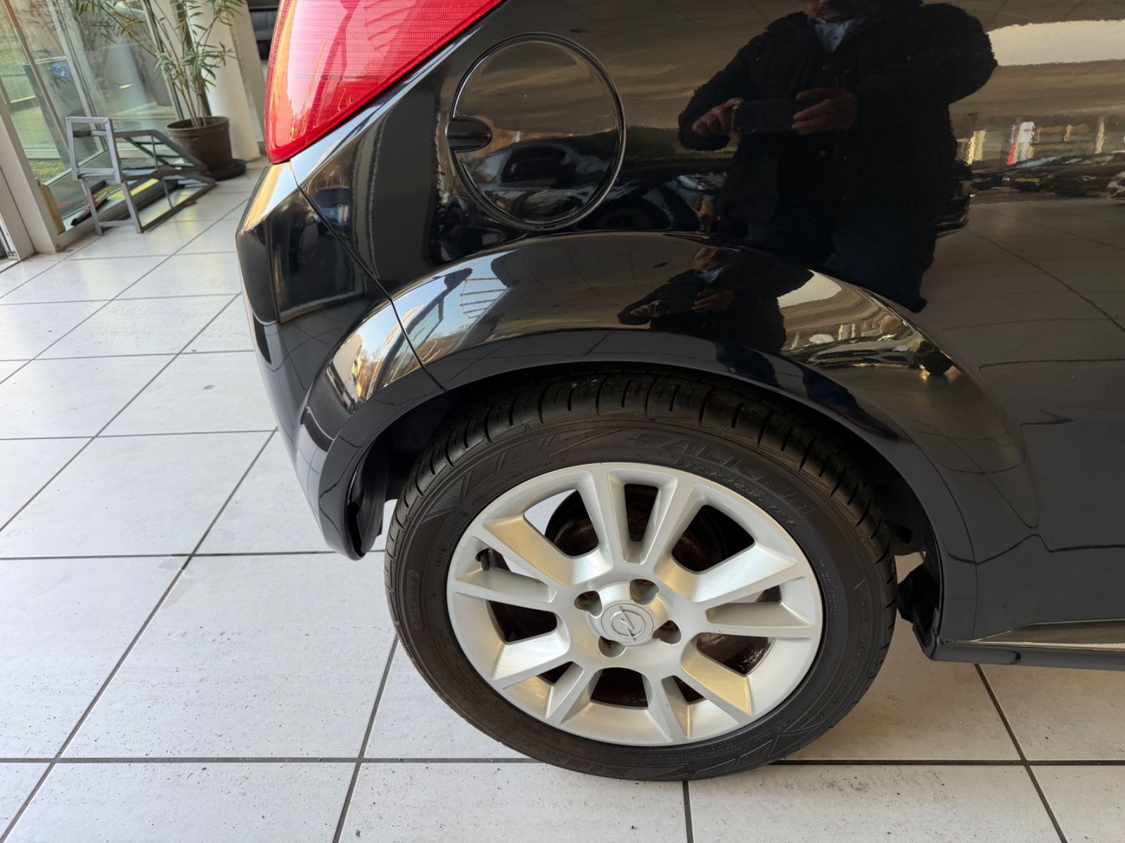 Fahrzeugabbildung Opel Tigra Twin Top Basis