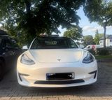 Tesla Model 3 Hinterradantrieb RWD RWD - Tesla Model 3 in Berlin