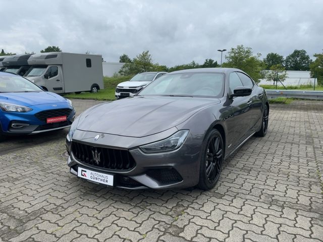 Maserati Ghibli GranSport 4WD 430 HP / Winter/Premium/FAP