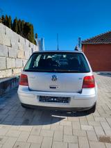 Volkswagen Golf 1.6 Basis - Volkswagen Golf aus 2000: 1.6