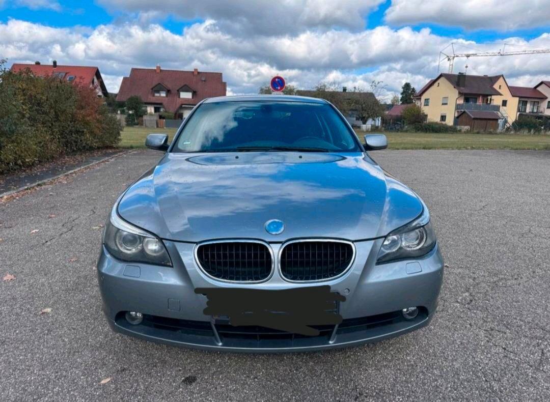 BMW 525