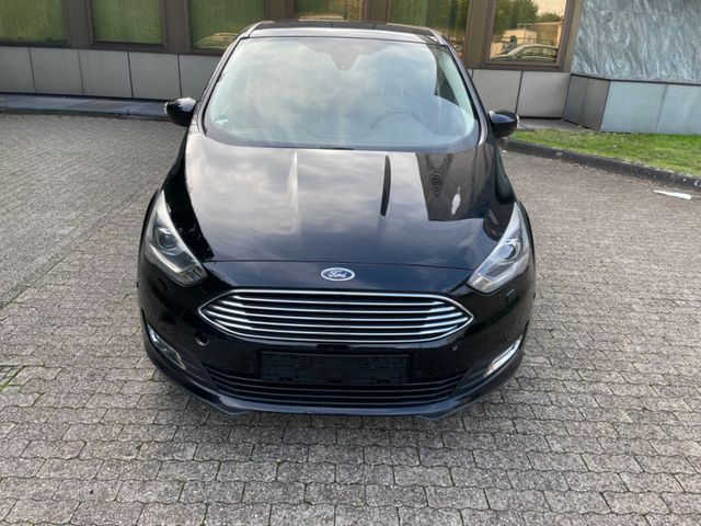 Ford C-Max Titanium