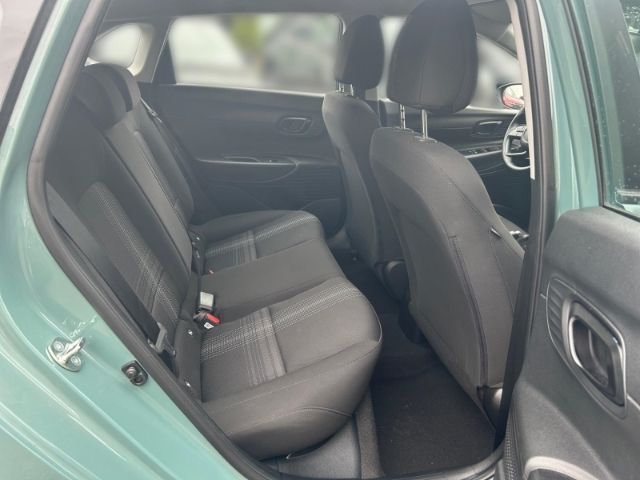 Fahrzeugabbildung Hyundai i20 FL (MY25) 1.0 T-GDI (100 PS) Select Funktion