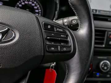 Hyundai i10 1.0 Connect & Go Spurhalteassistent Kamera