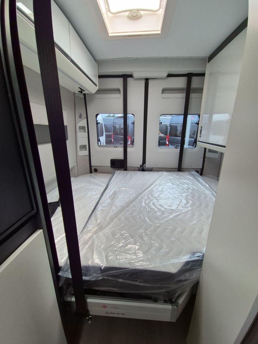 Fahrzeugabbildung Adria Twin Supreme 600 SX Markise,Radio,Lith,Solar,LED