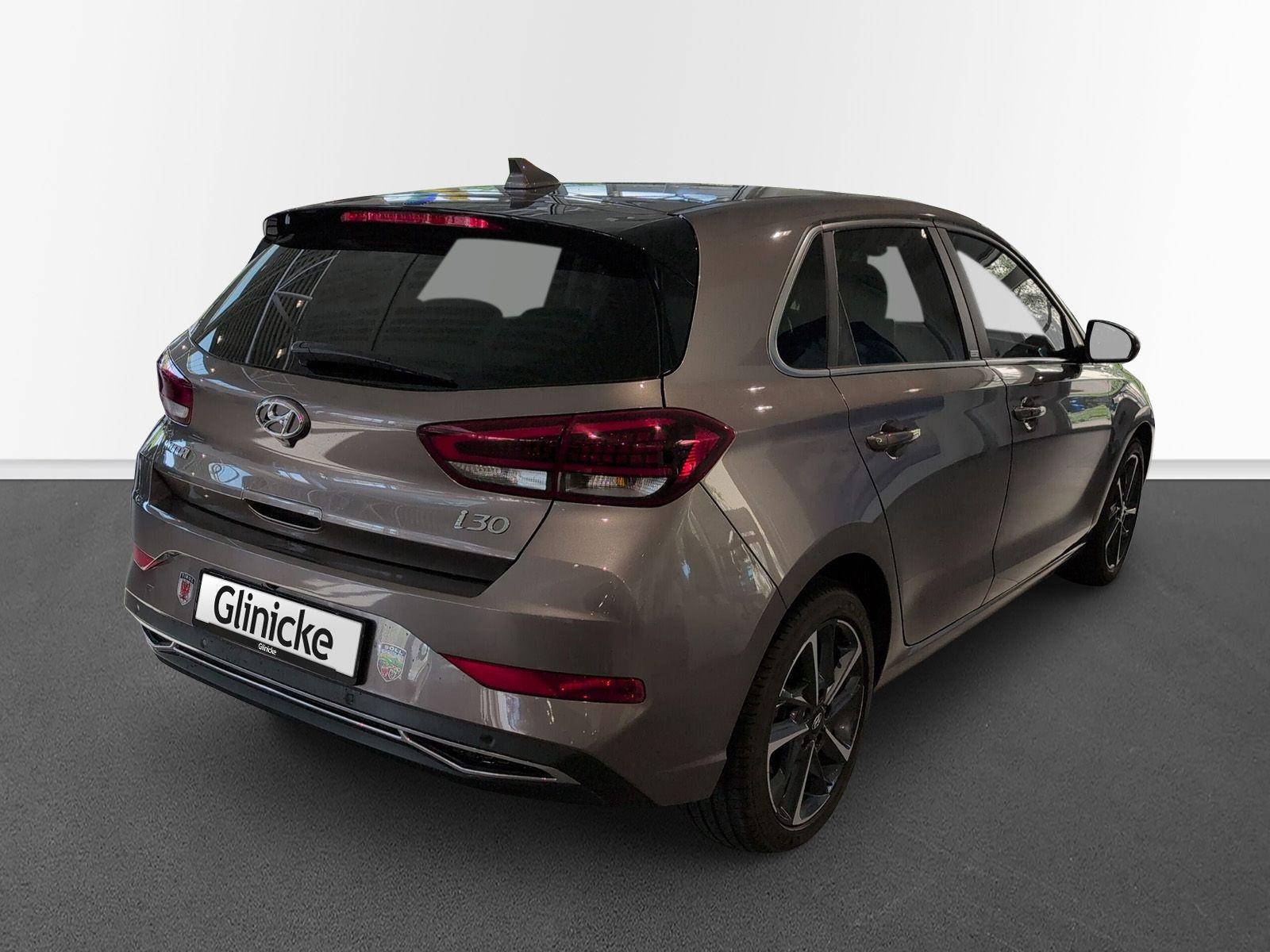 Hyundai i30 1.5 Benzin Turbo PRIME inkl. Winterkomplettr