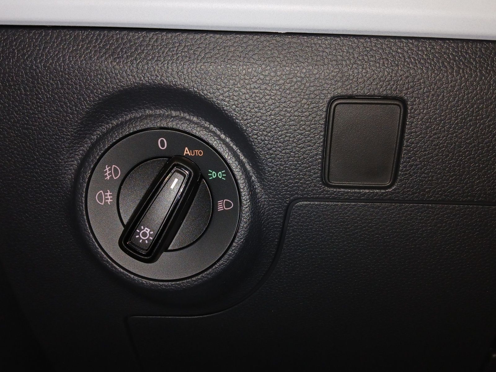 Fahrzeugabbildung SEAT Ibiza 1.0 TSI Style Edition DSG Kamera ACC