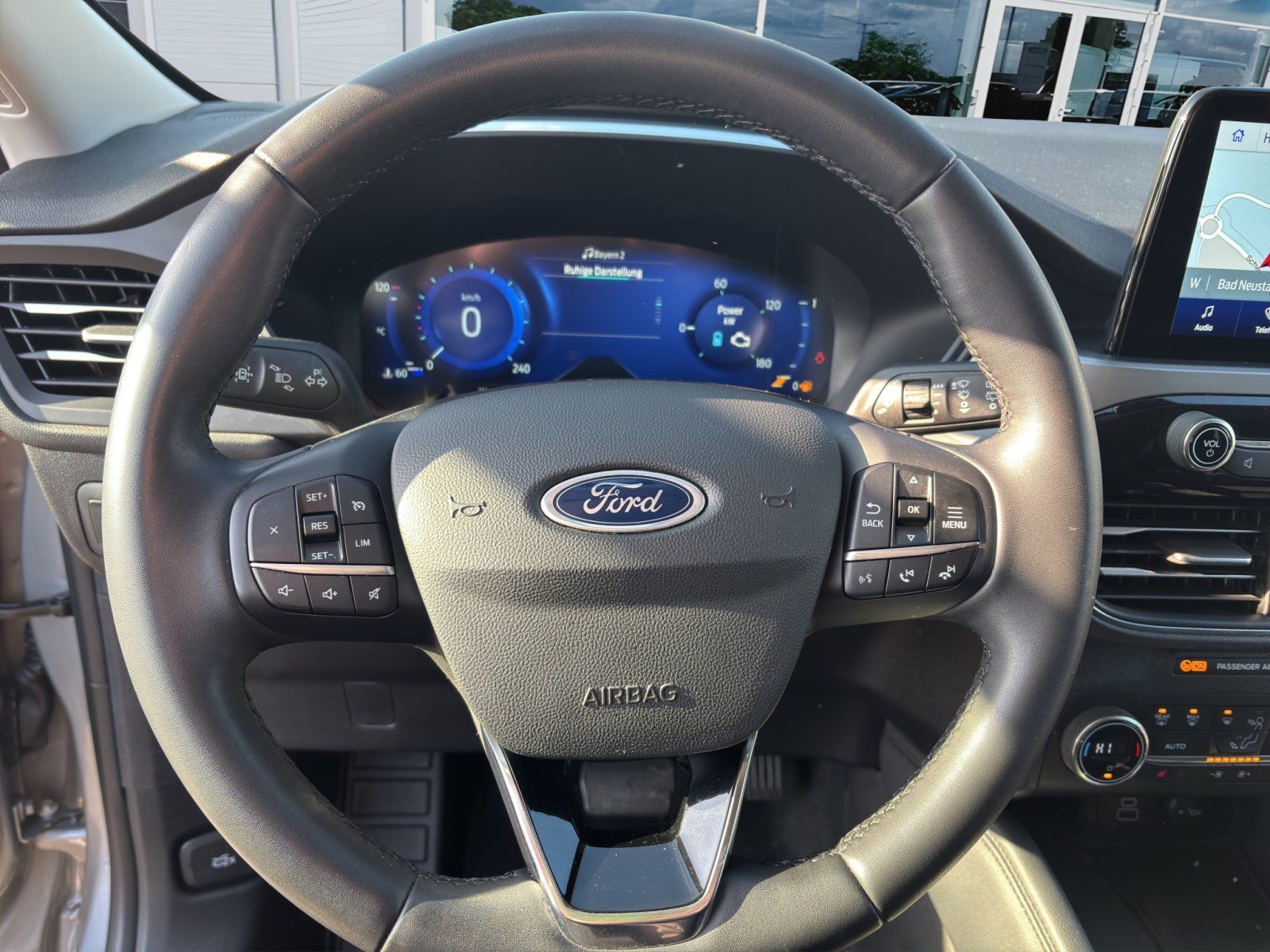 Fahrzeugabbildung Ford Kuga 2.5 PHEV Plug-In Hybrid Titanium