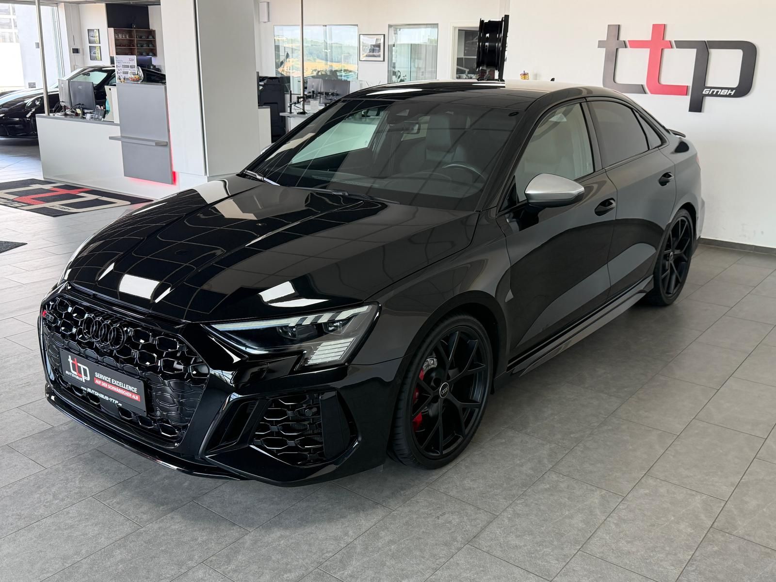 Audi RS3 2.5 TFSI qu. Limousine MATRIX B&O Pano ACC foto 3