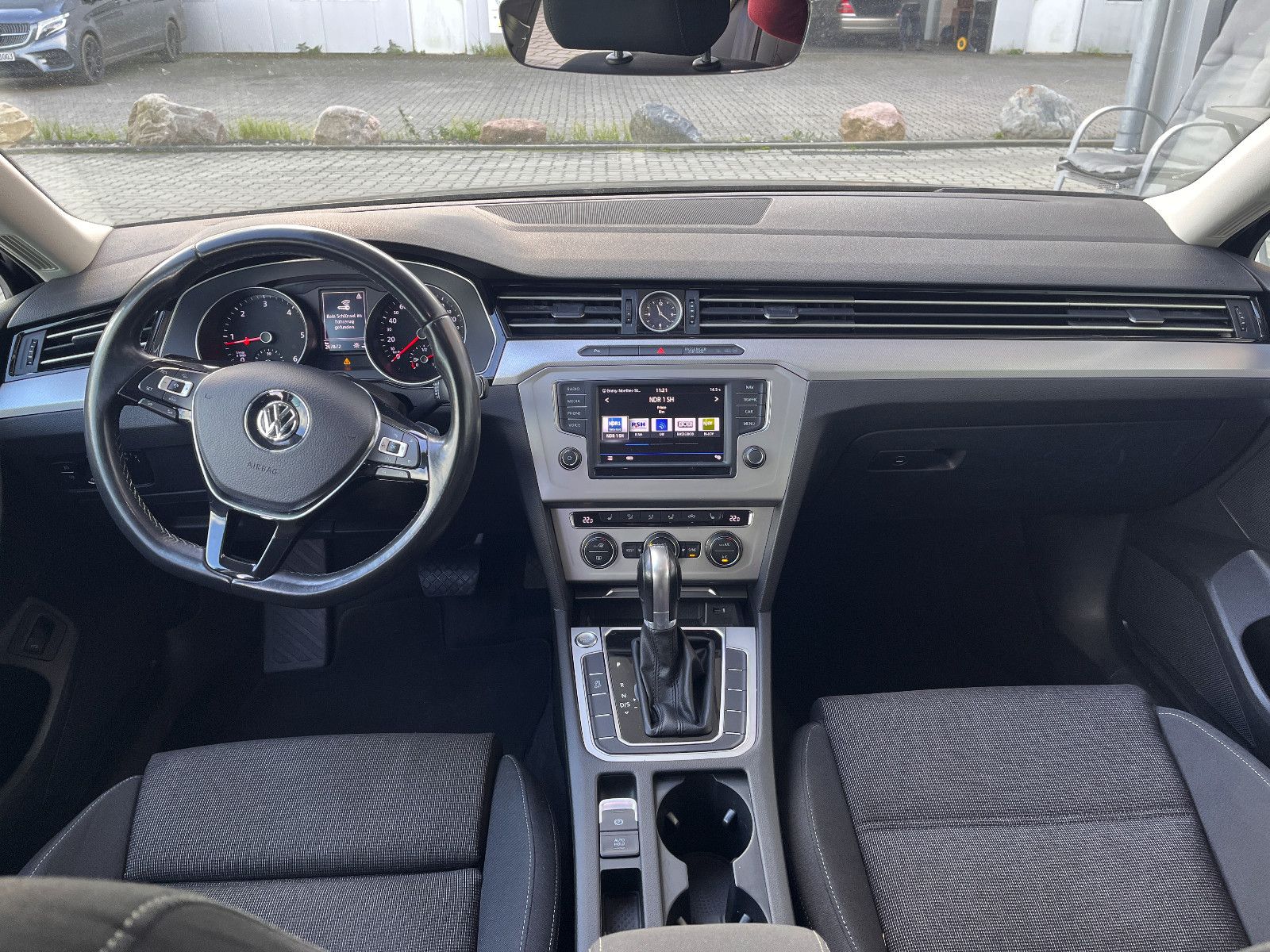 Fahrzeugabbildung Volkswagen Passat Var. Comfortline 2.0 TDI Seitenschaden
