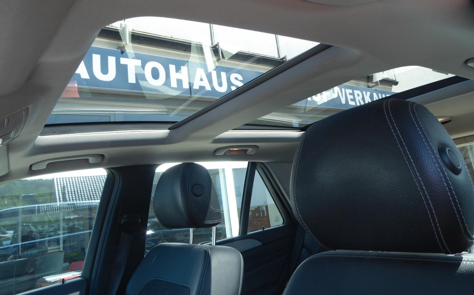 Mercedes-Benz ML 350 CDI BlueTec 4Matic Navi Pano Luftfahrwerk