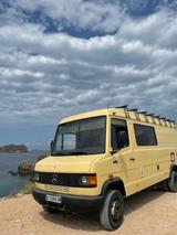 Mercedes-Benz 811D Expedition Truck Camper | OM3 - Mercedes-Benz 81
