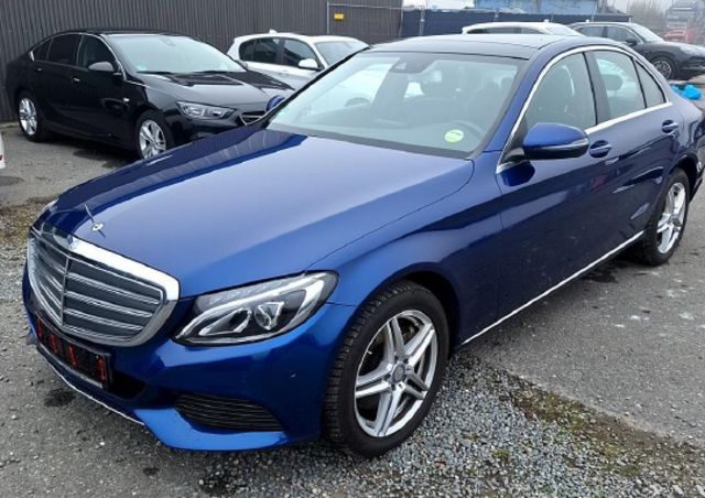 Mercedes-Benz C 250 4Matic*Excusive*Pano*Burmester*LED*Navi