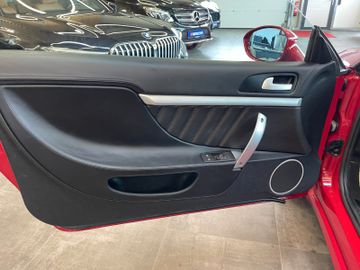 Alfa Romeo Brera 2.4 JTDM 20V Q-Tronic *1.HAND*XENON*LEDER*