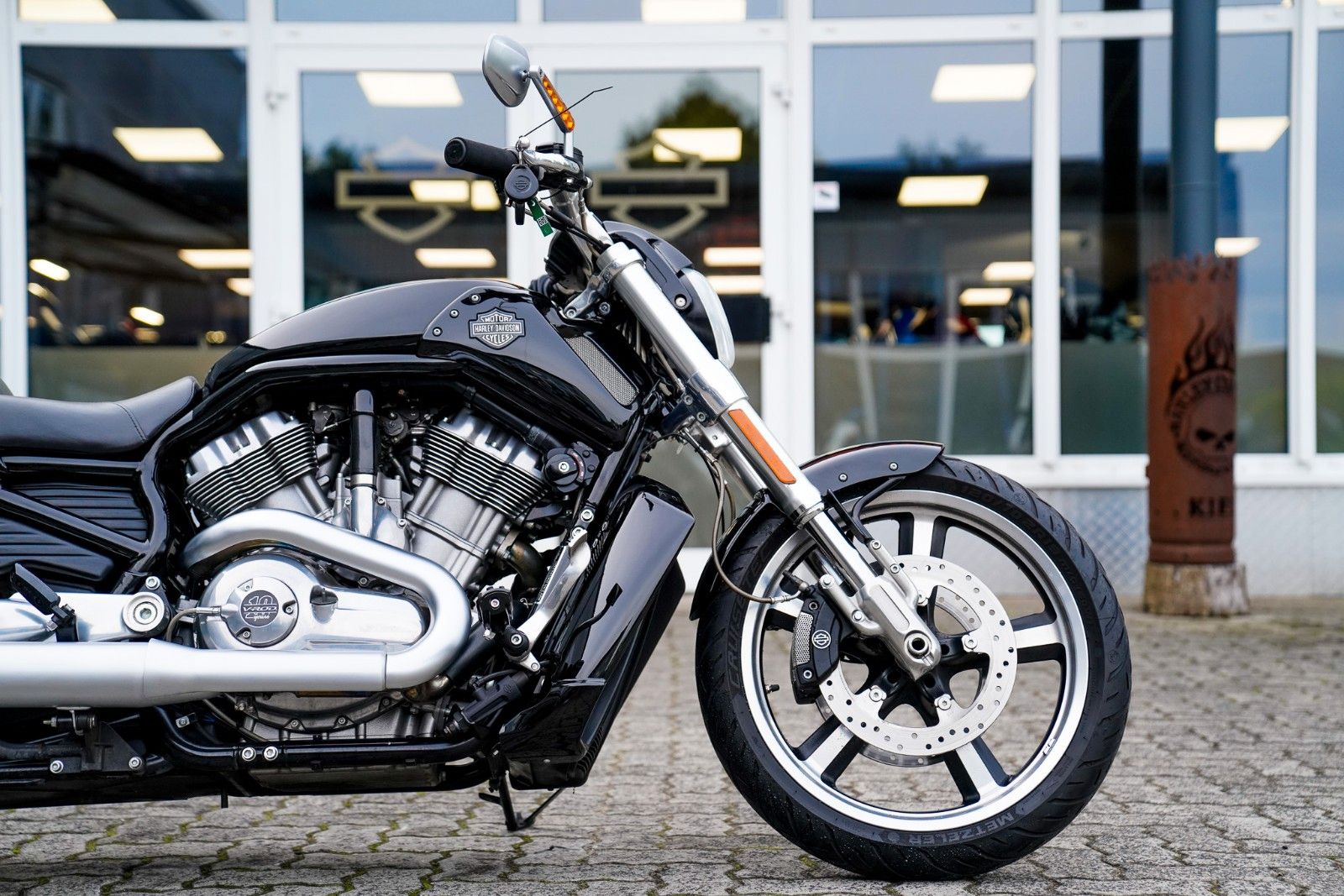 Fahrzeugabbildung Harley-Davidson VRSCF V-ROD MUSCLE - Remus -