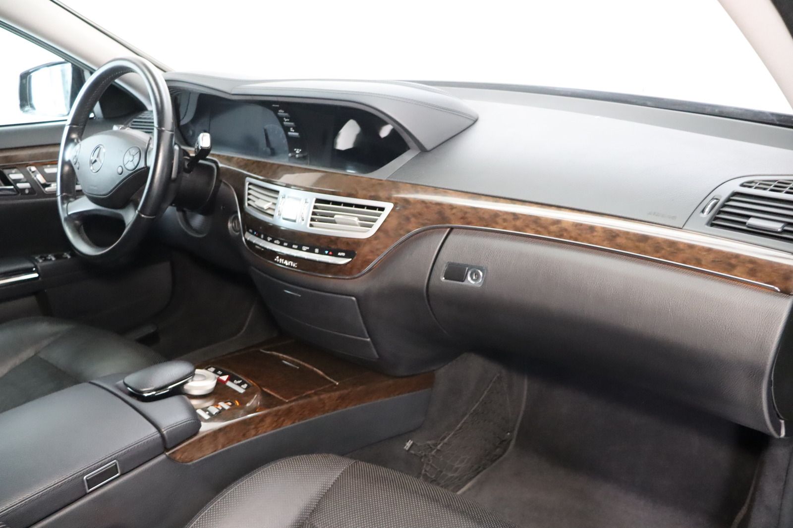 Fahrzeugabbildung Mercedes-Benz S 350 BlueTEC 4MATIC  * DIS * Nachtsicht * AHK