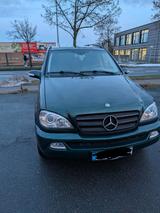 Mercedes-Benz Mercedes Ml 270 CDI Automatik - gebrauchte Mercedes-Benz ML 270 aus dem Jahr 2002