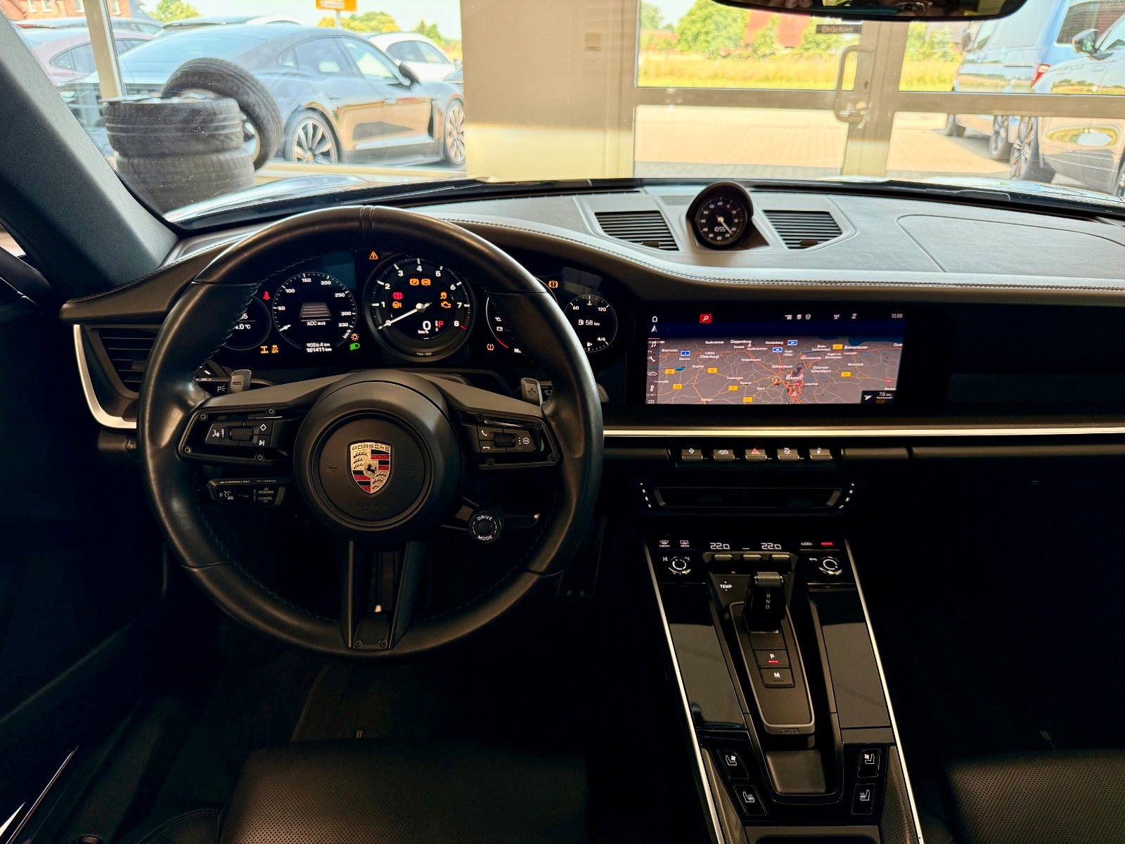 Fahrzeugabbildung Porsche 911 992 Carrera 4S SportDesign/ACC/SCP/APPROVED