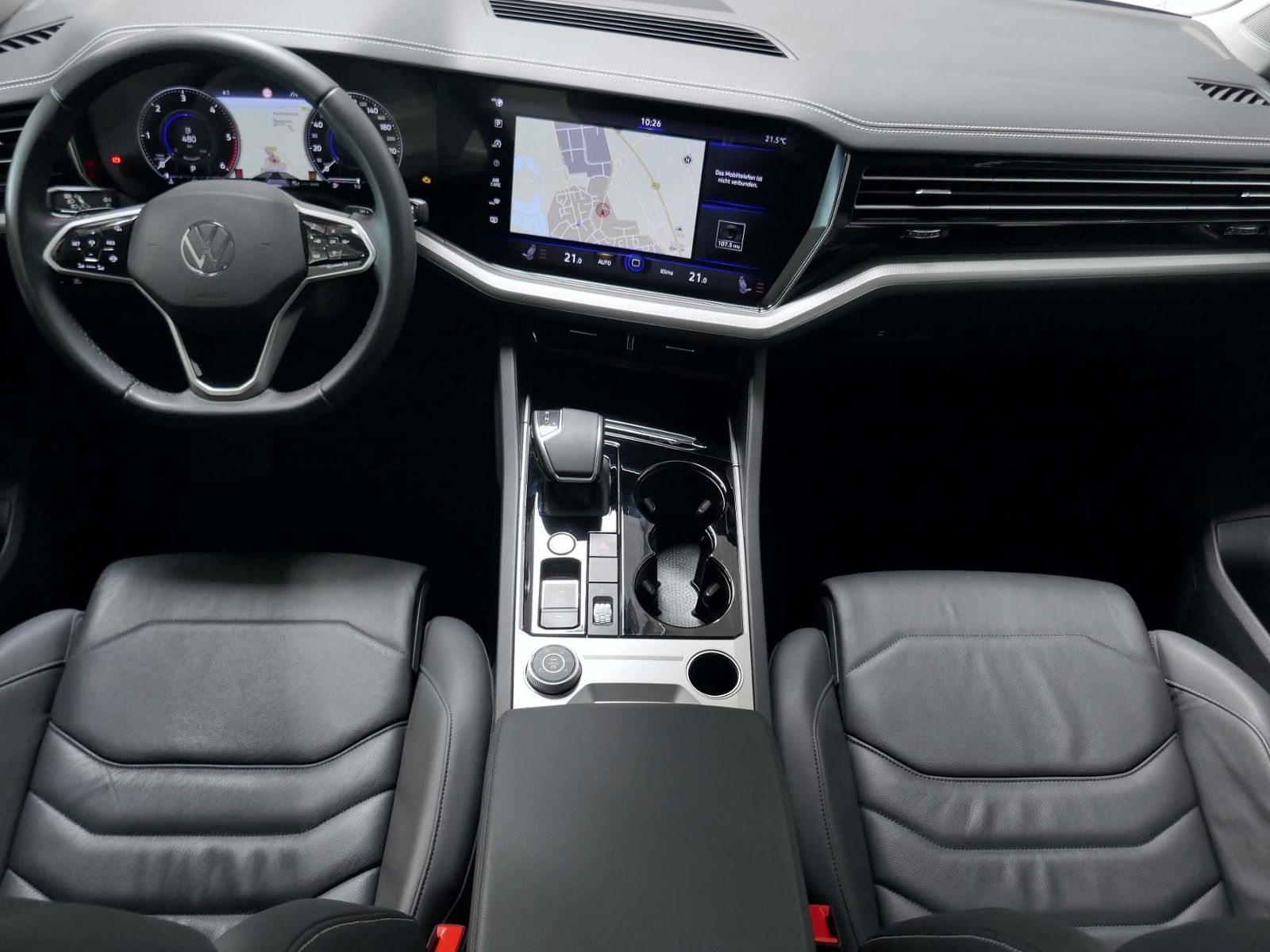 Fahrzeugabbildung Volkswagen Touareg 3.0 TDI V6 4MOTION | LED RFK ACC Navi