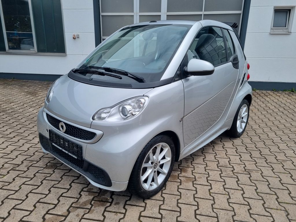 Smart ForTwo Cabrio Passion/Klima/Sitzhzg/Alu/Garantie à DE-89520  Heidenheim/Brenz Allemagne