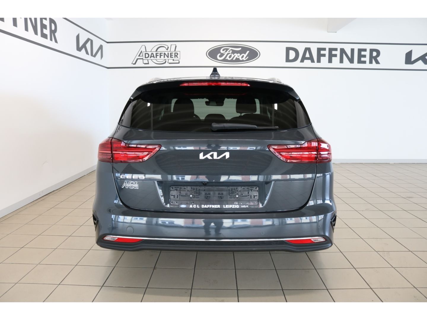 Fahrzeugabbildung Kia Ceed_sw Sportswagon Vision GANZJAHRESREIFEN