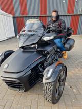 Can-Am Spyder f3 - CAN-AM QUAD
