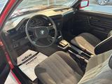 BMW 316i Automatic E30 - BMW 316: Coupe, 316i
