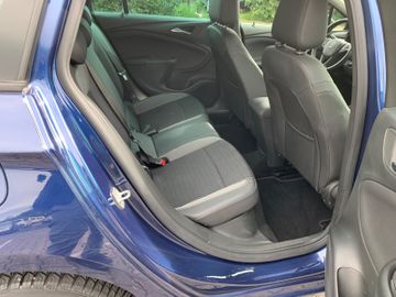 Opel Astra - 8