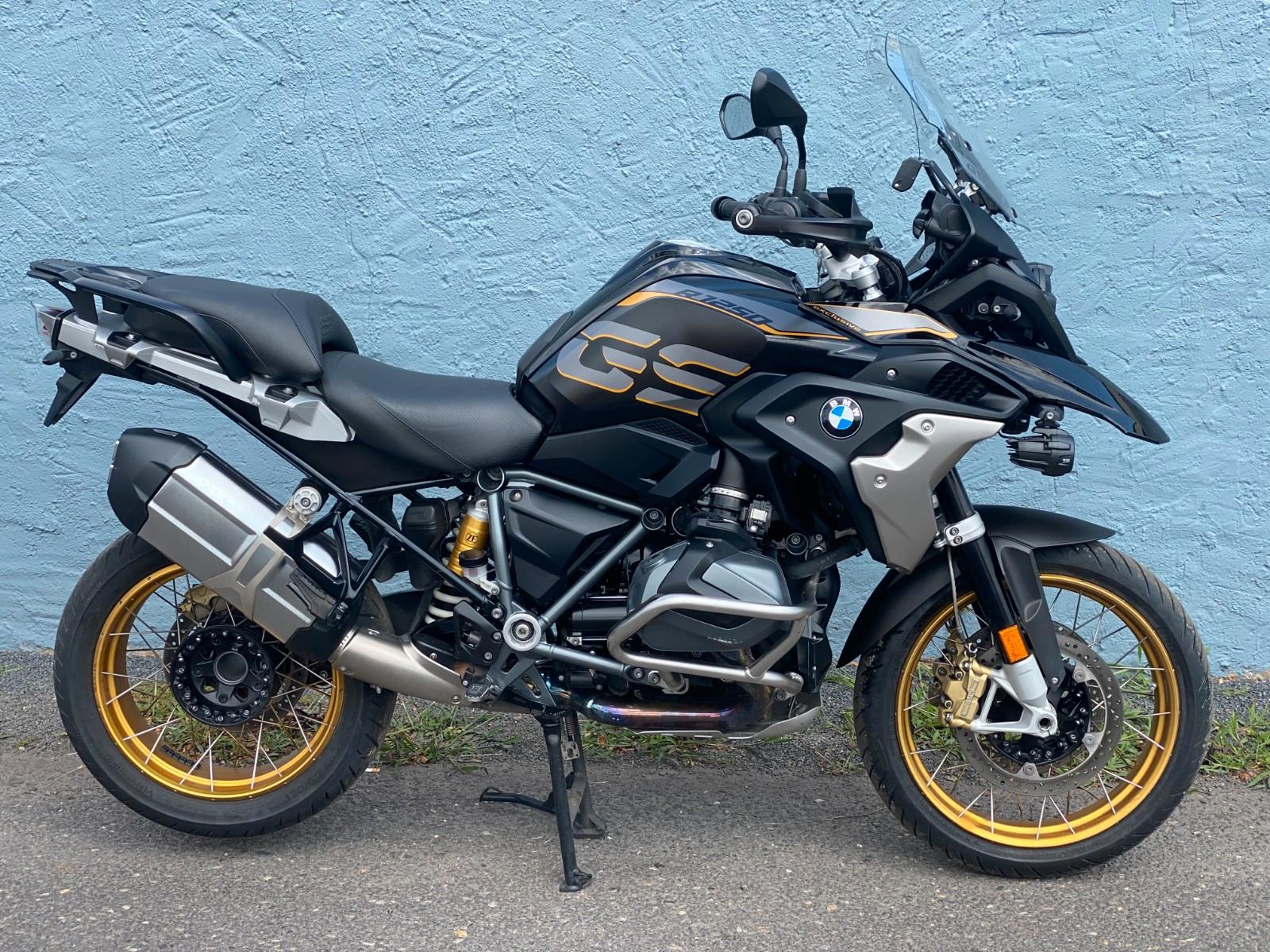 BMW R 1250 GS 3 PAKETE & STYLE EXCLUSIVE 1. HAND