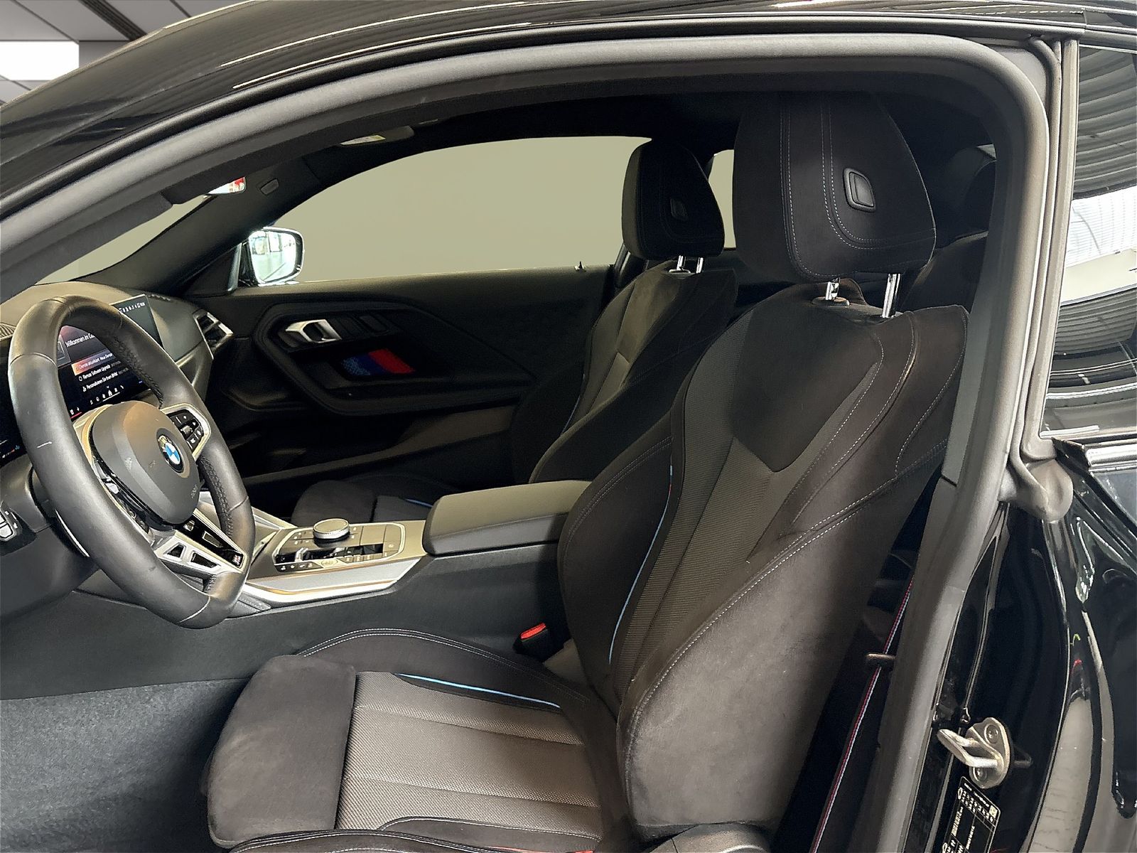 BMW 218 - Bild 11