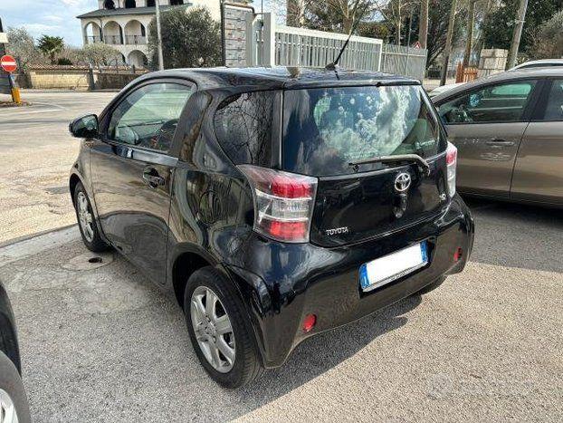 Toyota IQ
