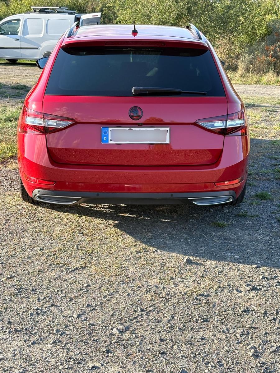 Skoda Superb 1.5 TSI ACT SPORTLINE COMBI SPORTLINE