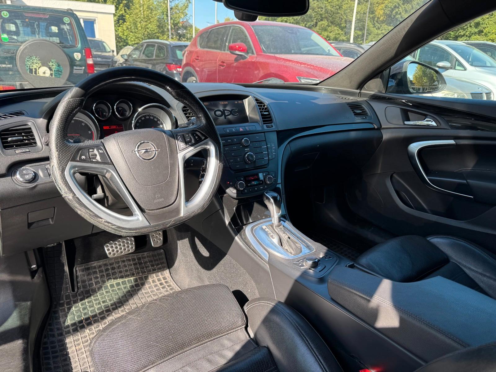 Opel Insignia 2012 — photo 9