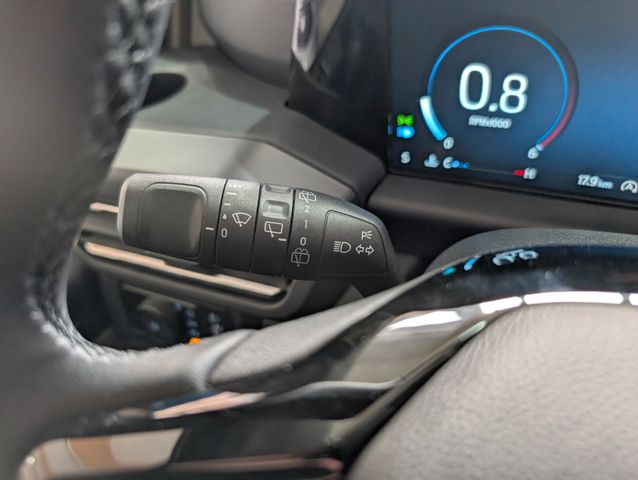 Ford Tourneo Custom Tit. 2.0 L1 NEUES MODELL