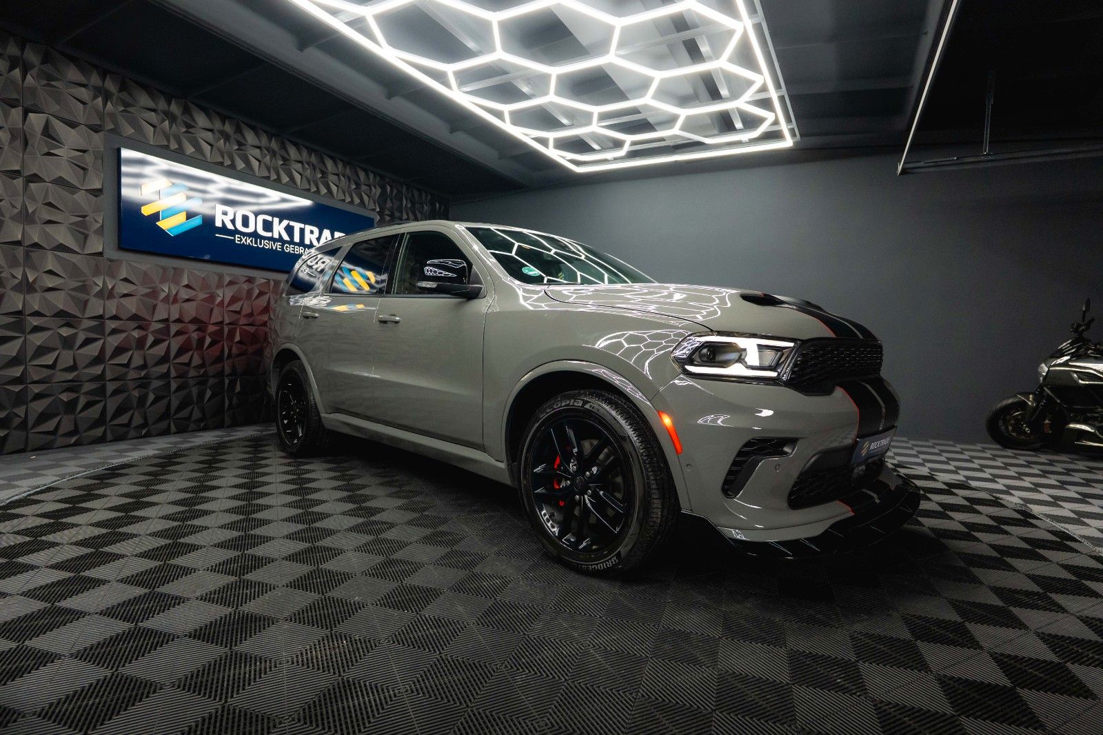 Fahrzeugabbildung Dodge Durango 5.7 V8 R/T 4x4 Night-Paket Modell 22 ACC