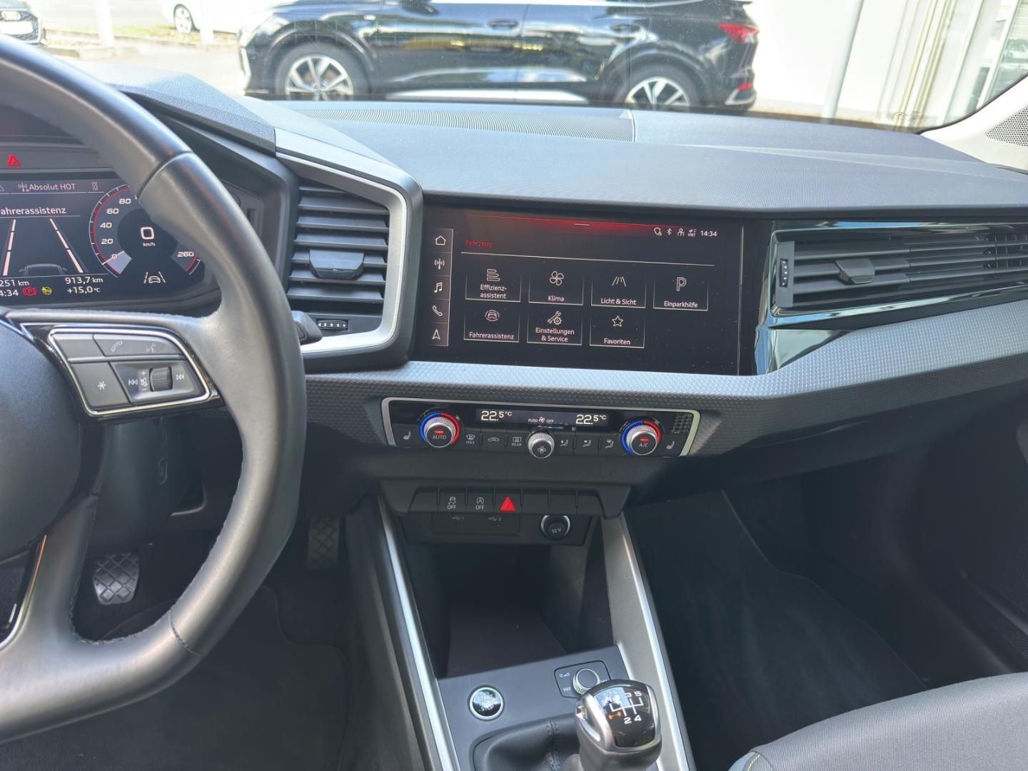 Fahrzeugabbildung Audi A1 Sportback S line S-Line 25 TFSI LED Smartphon