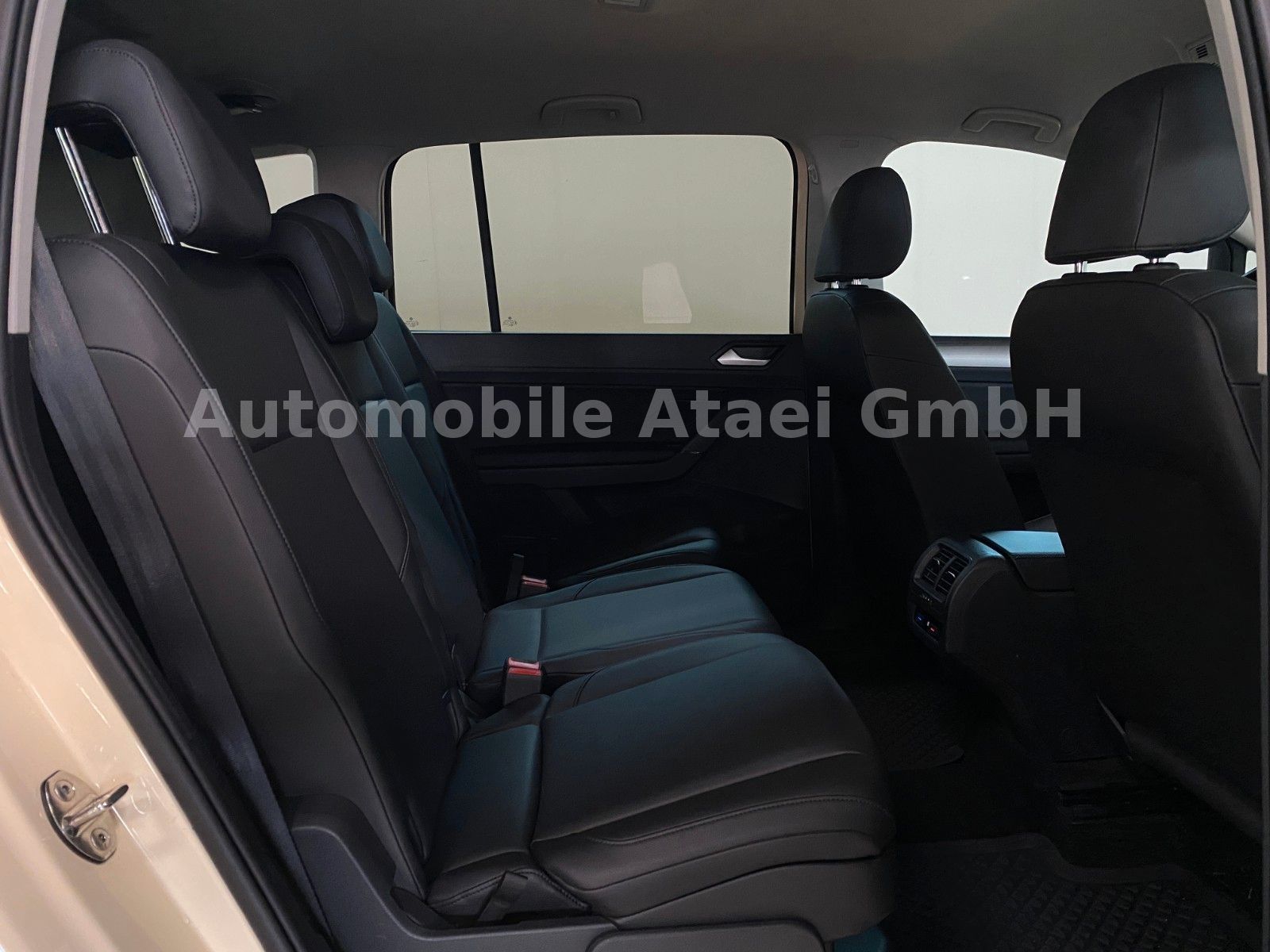 Fahrzeugabbildung Volkswagen Touran 2.0 TDI DSG *Taxi* TAXAMETER (5940)