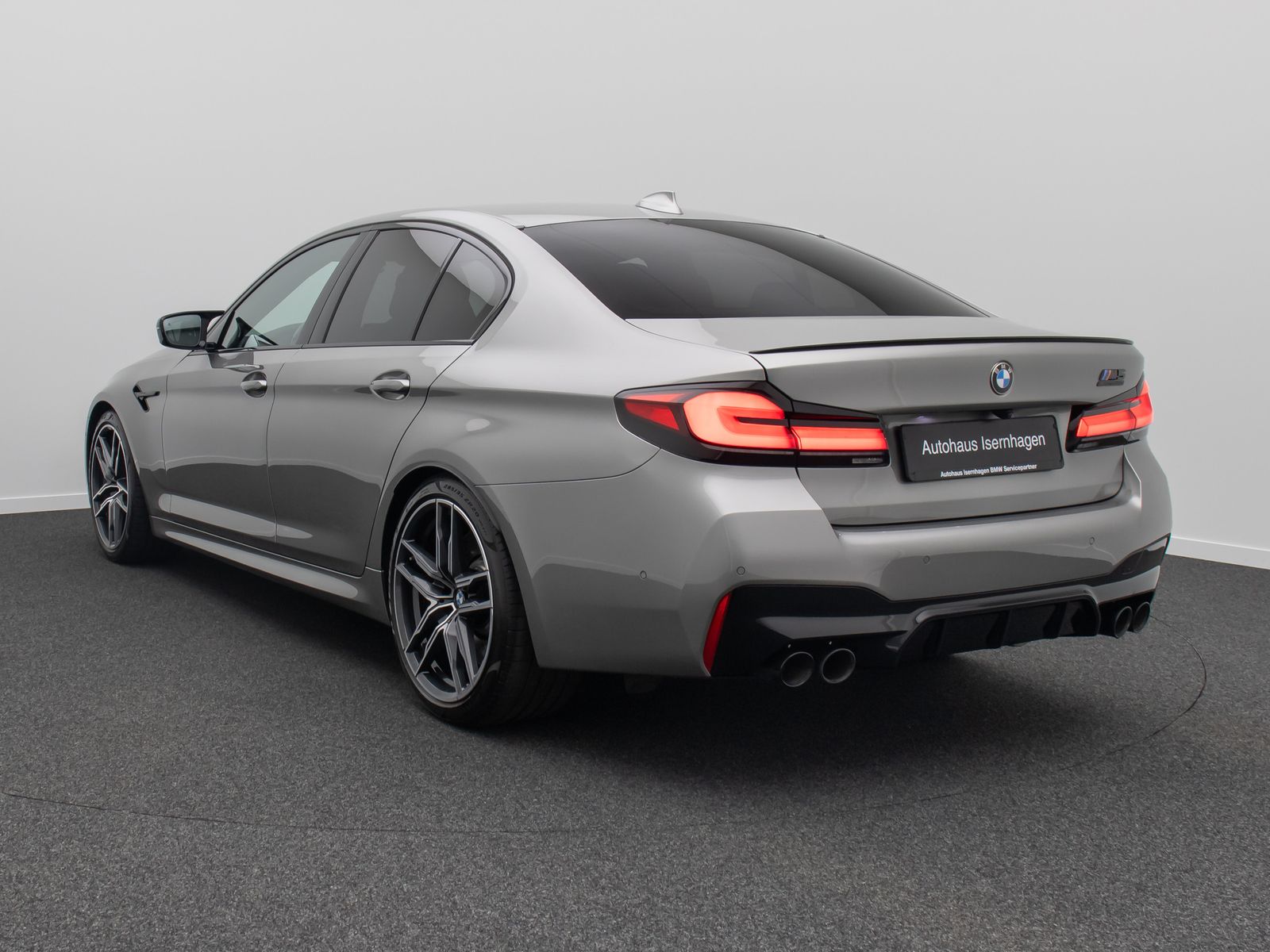 Fahrzeugabbildung BMW M5 Competition Laser 360°DAB SoftCl Glasdach AHK