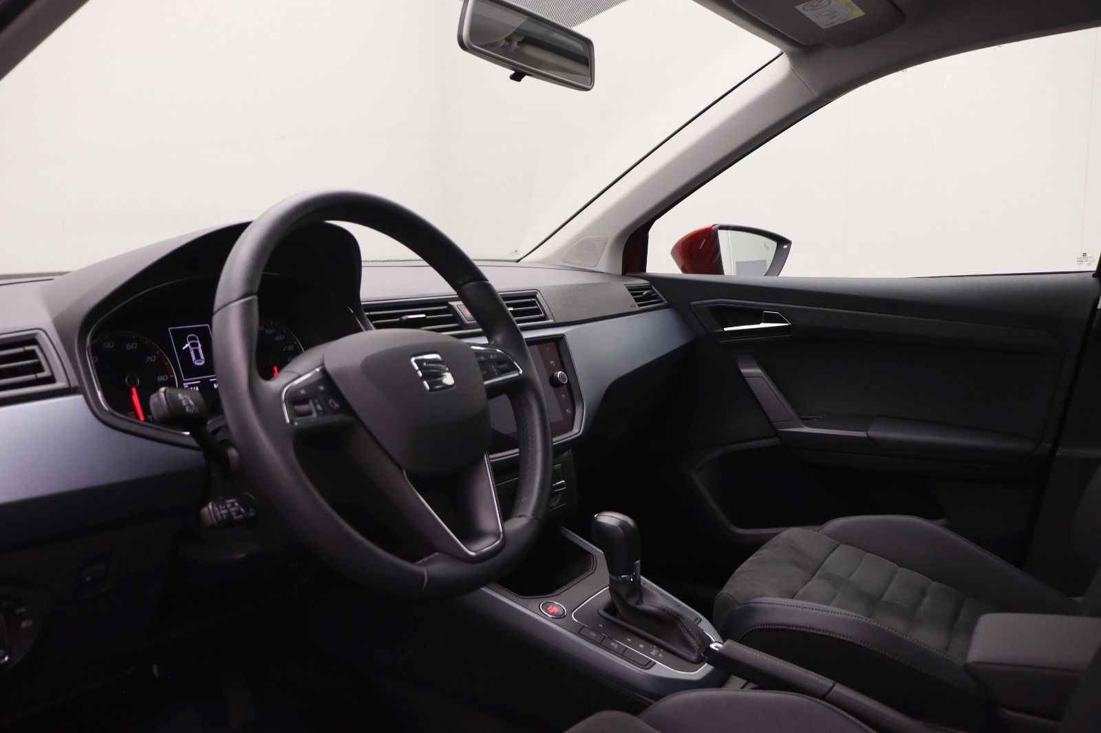 Fahrzeugabbildung SEAT Arona 1.0 TSI DSG Style Kamera ACC