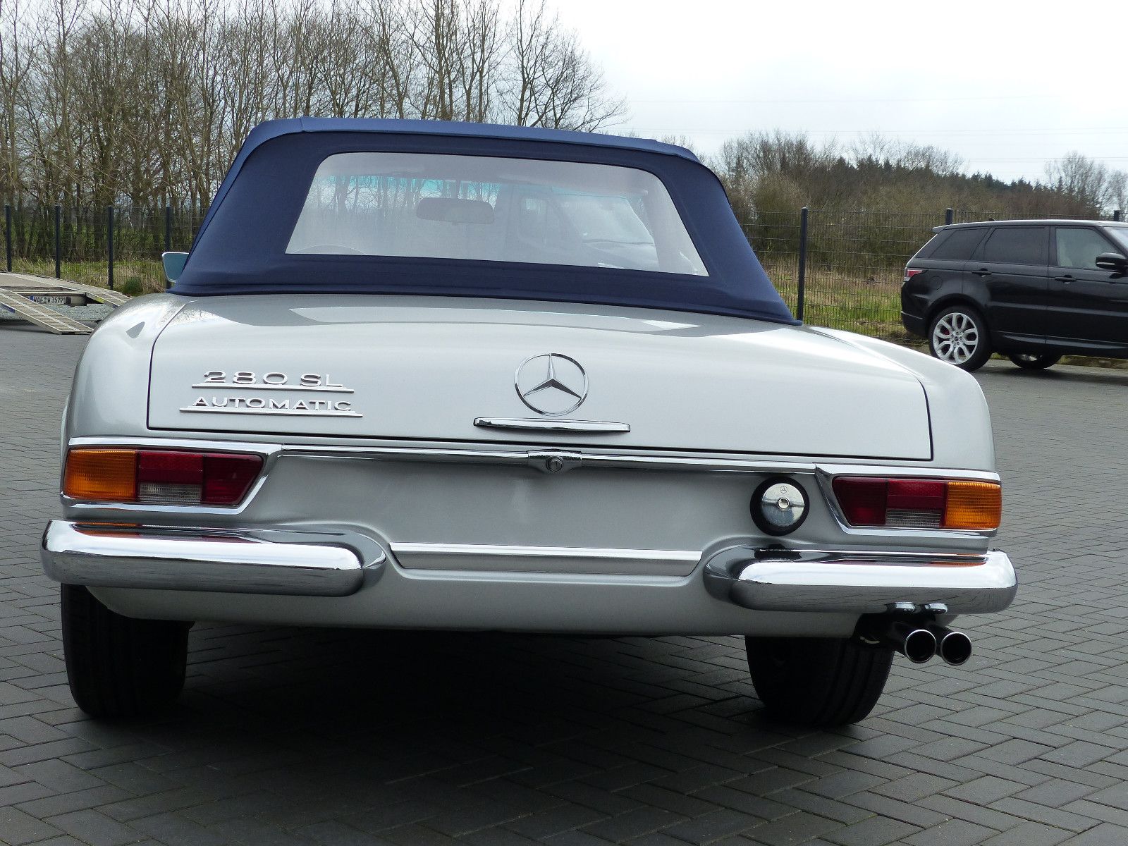 Fahrzeugabbildung Mercedes-Benz 280 SL Pagode