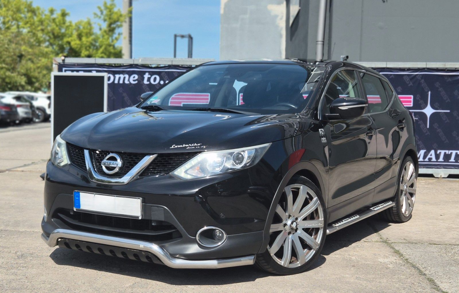 Nissan Qashqai - 1