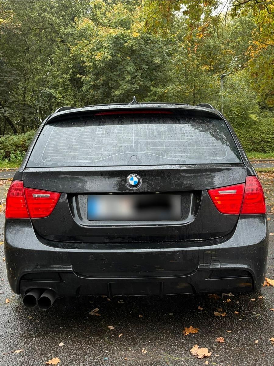 BMW 318 2010 — photo 5