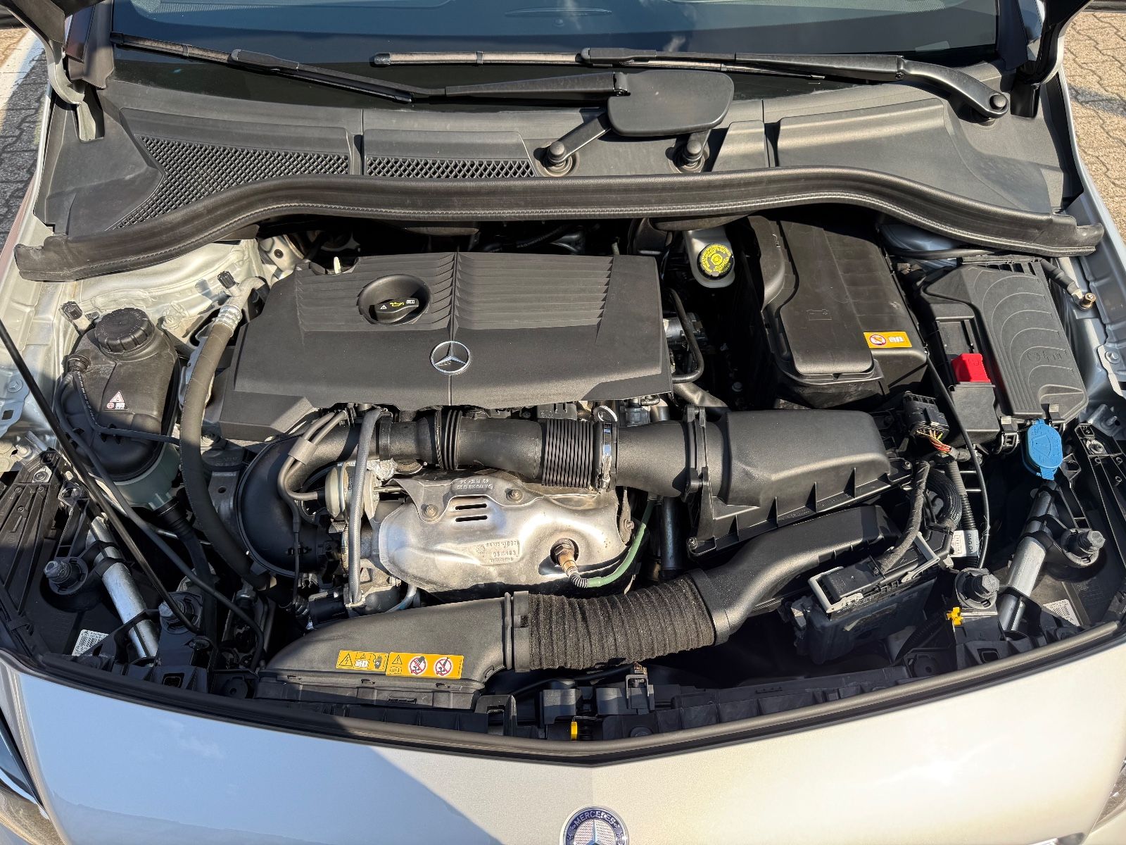 Fahrzeugabbildung Mercedes-Benz B 200 B -Klasse B 200 AUTOMATIK MEMORY FACELIFT