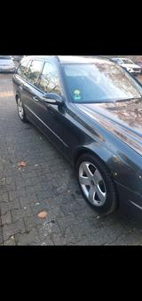 Mercedes-Benz Mercedes W211 E320 - Mercedes-Benz E 320 in Aachen