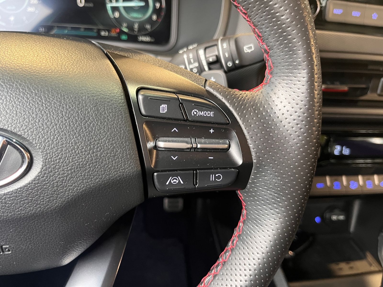 Fahrzeugabbildung Hyundai KONA N Line 2WD KLIMA LED RFK SHZ